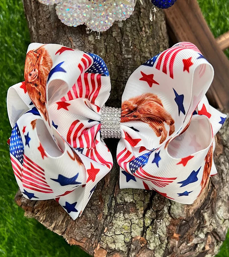 Patriotic Highland cow Bow